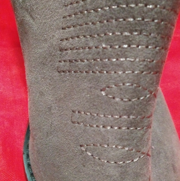 Torrid Suede Mule | Size 6.5W - Picture 5 of 10